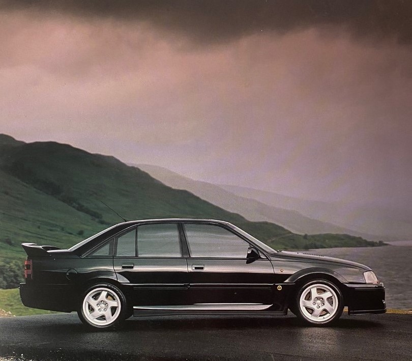 Lotus Carlton