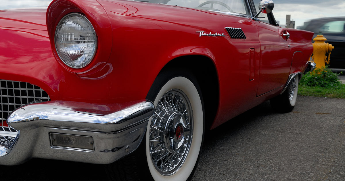 Review Of The 1957 Ford Thunderbird: A Timeless American Icon