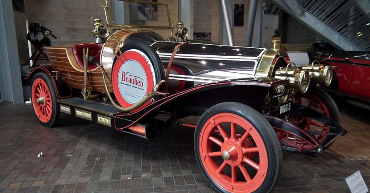 The Worst Movie Cars In The History Of Cinema. What Were They Thinking?