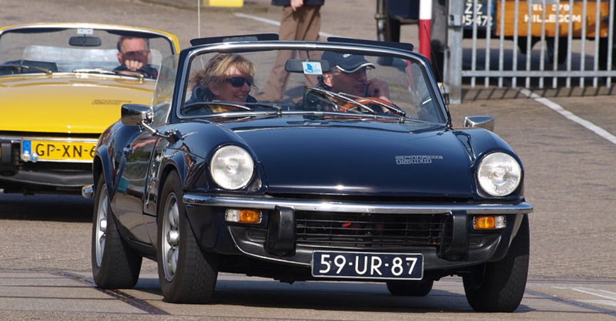 14 Absolutely Legendary British Sports Cars