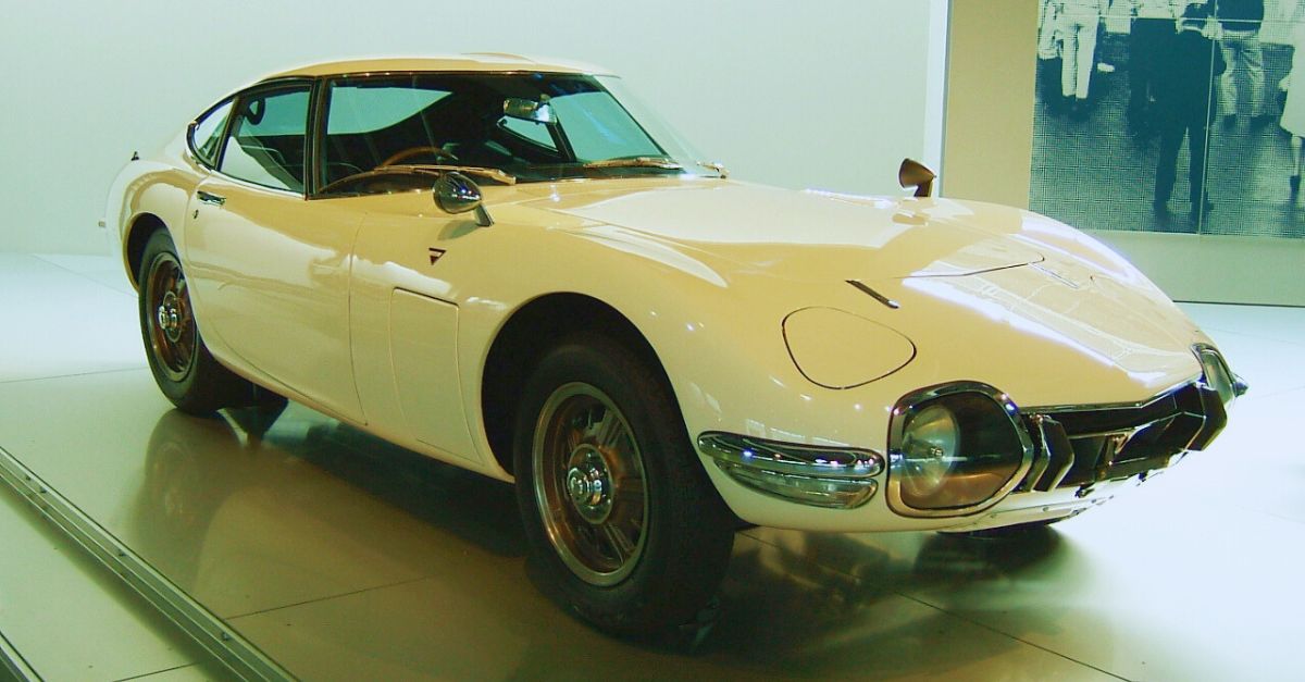 Trivia For People Who Think They Know Cars: Can You Name These Classic Rides?