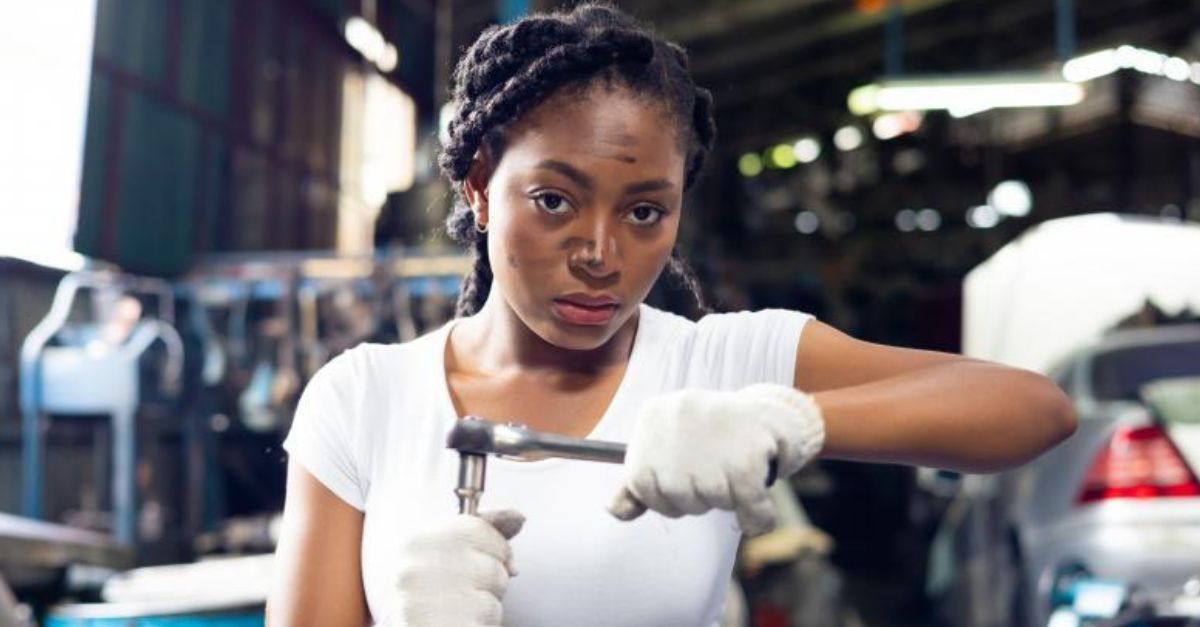 We Listen To Mechanics, And They Say They Would Never Do These Things To Their Cars