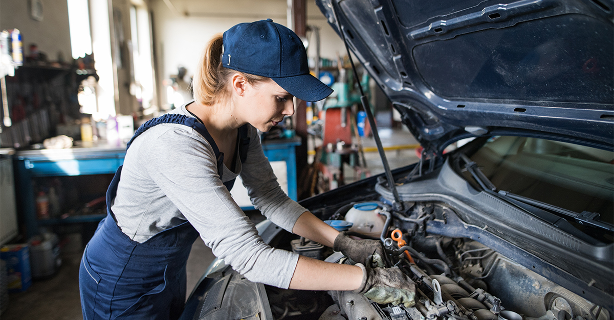 10 Car Myths That Mechanics Love To Debunk