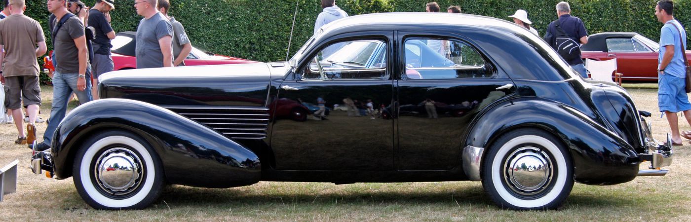 Iconic Cars Of The Art Deco Era (With Photos)