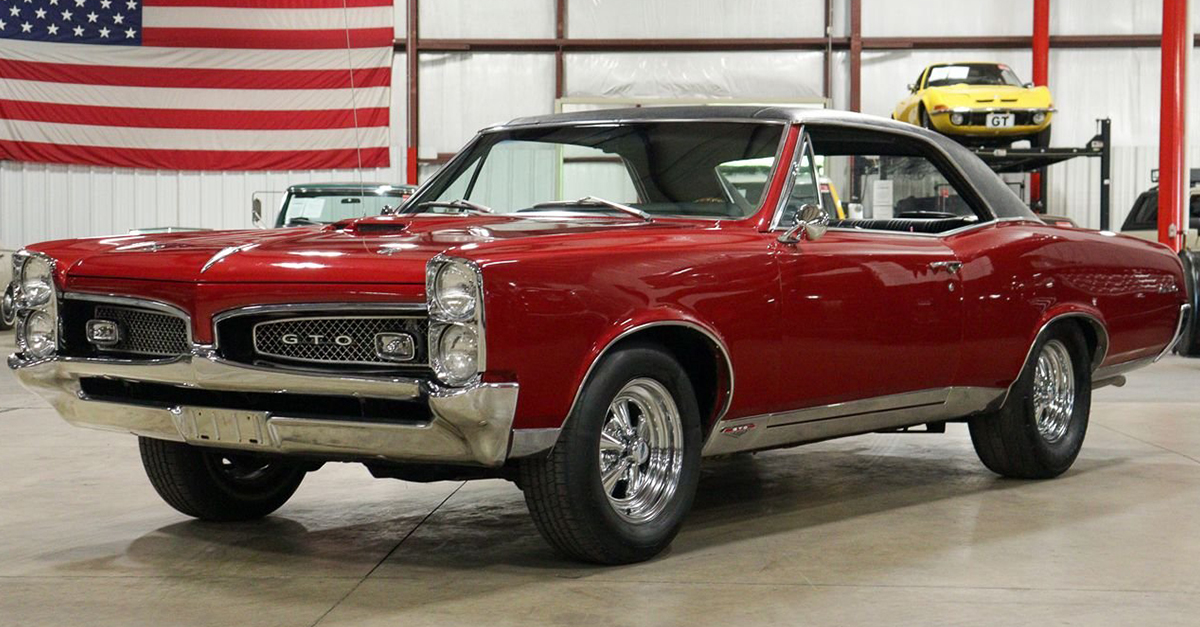 Iconic Cars That Made America